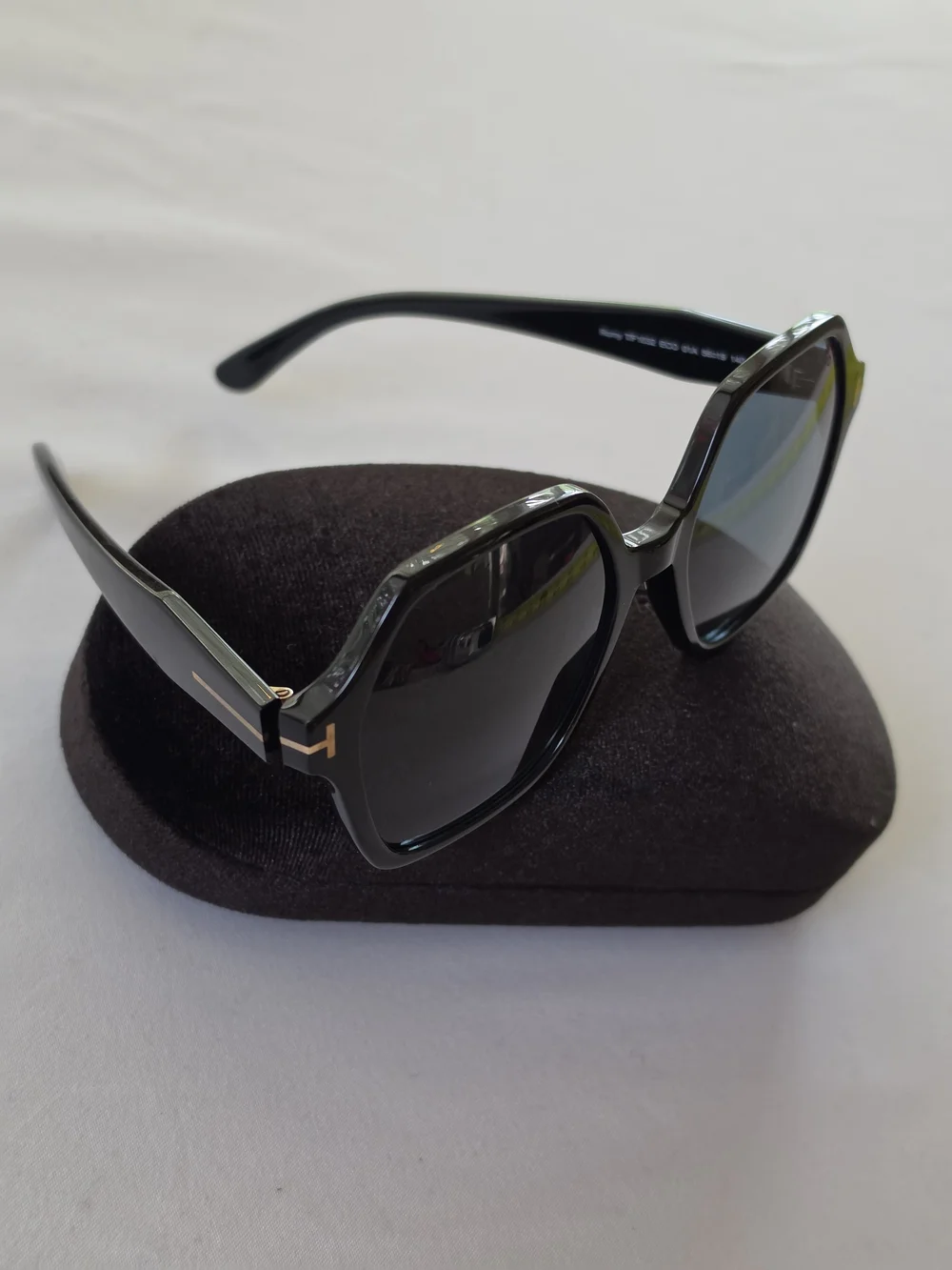 Tom Ford Black Oversized Women's Sunglasses